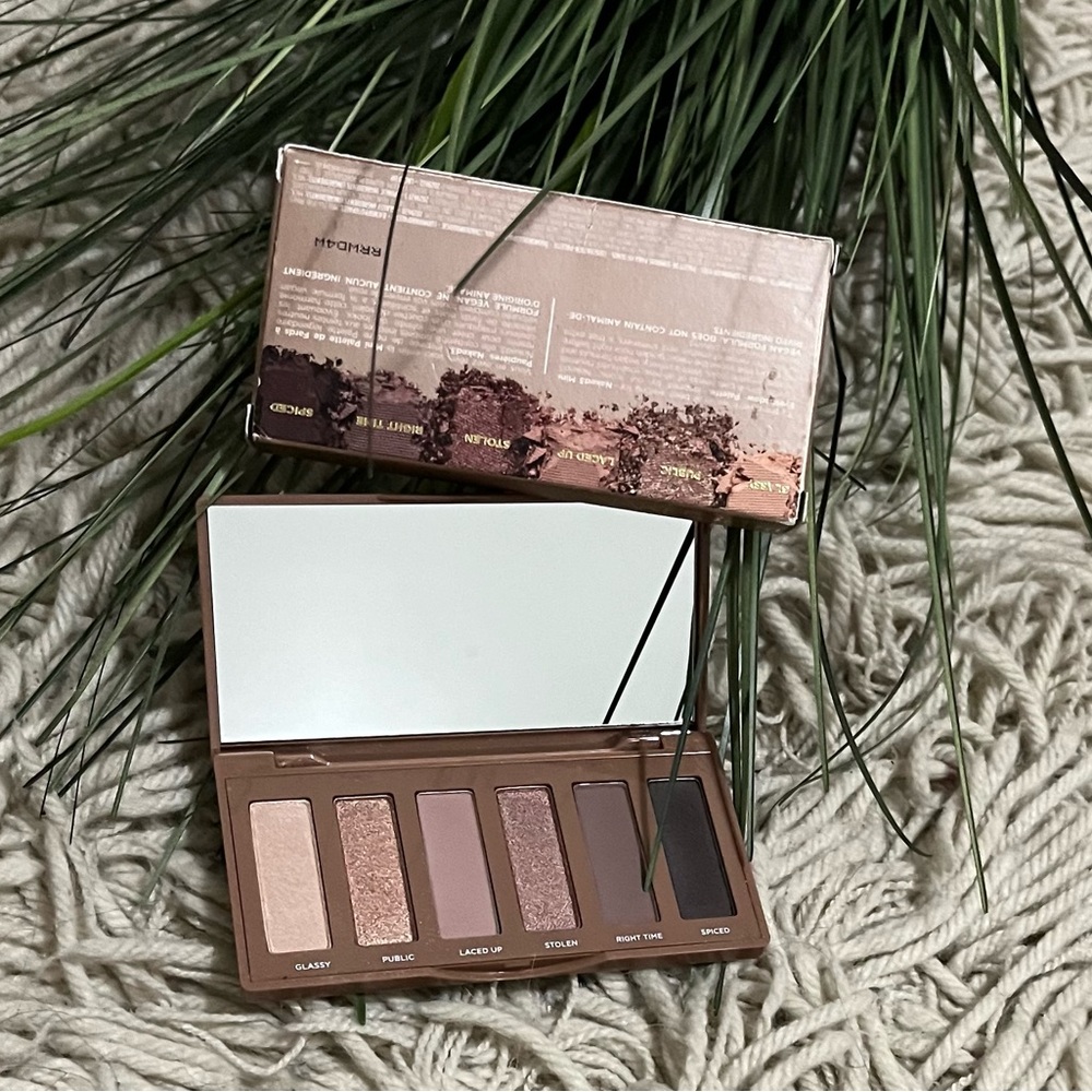 Urban Decay NAKED3 Mini Eyeshadow Palette 6 colors New in Box